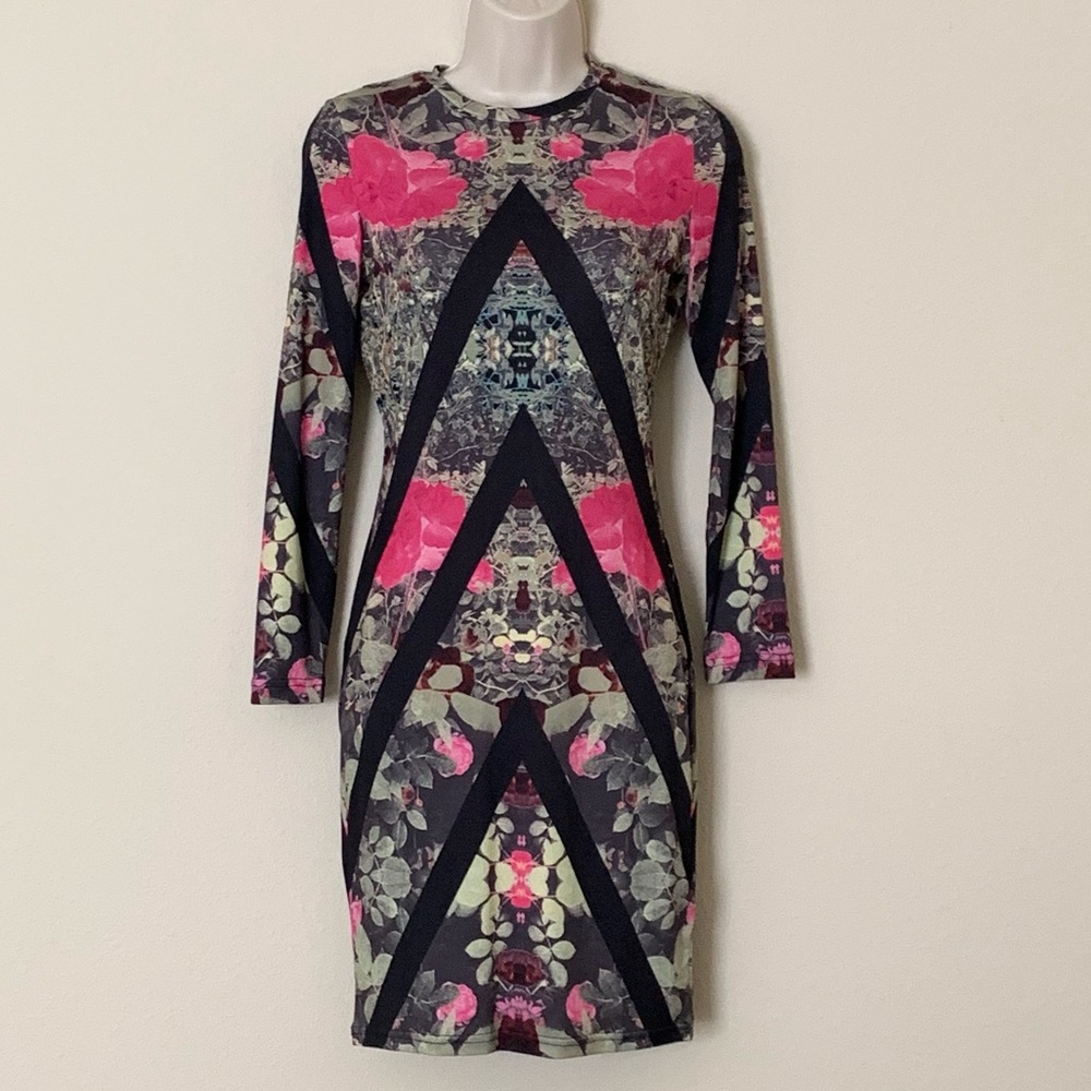 Girls on Film Body-Conscious Dress in Chevron Mix Print